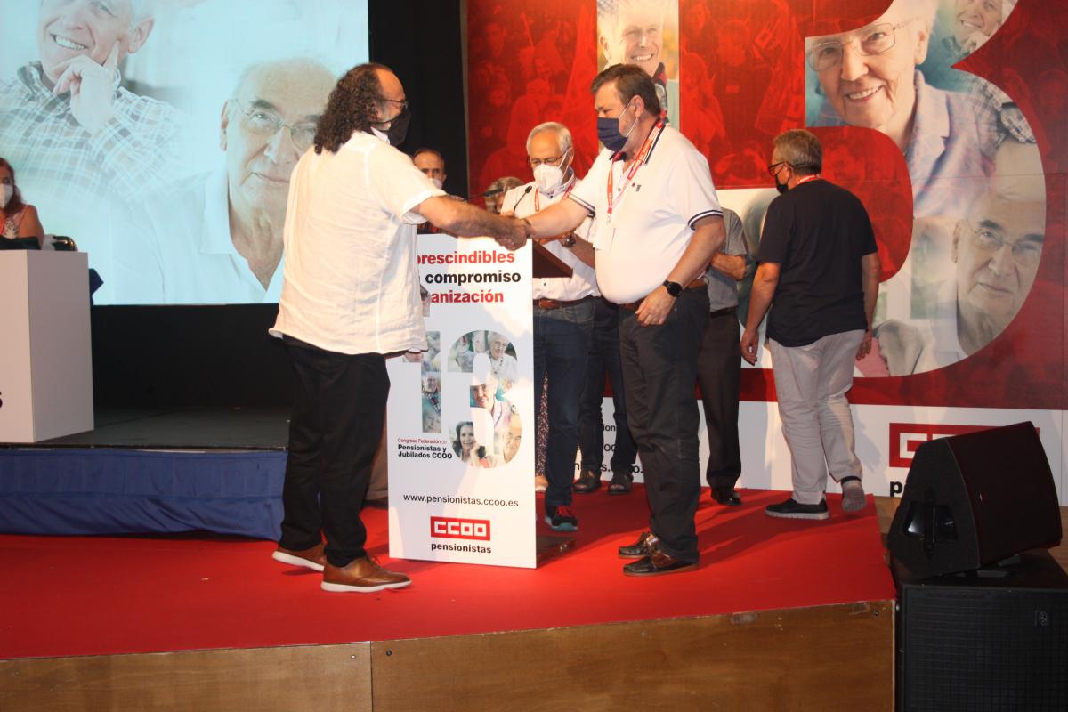 Homenaje a los Secretarios y Secretaria general salientes